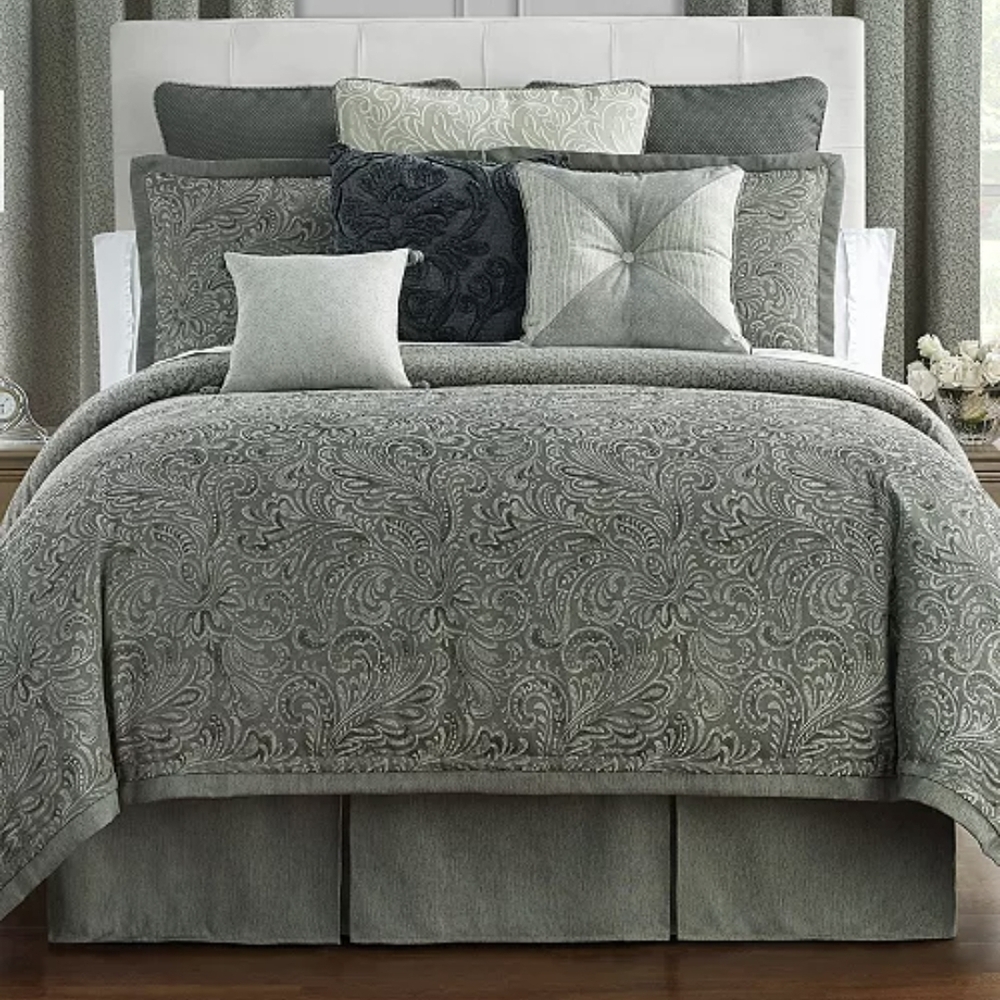Elegant Sage Paisley Comforter Set